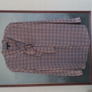 Patterned blouse with tie